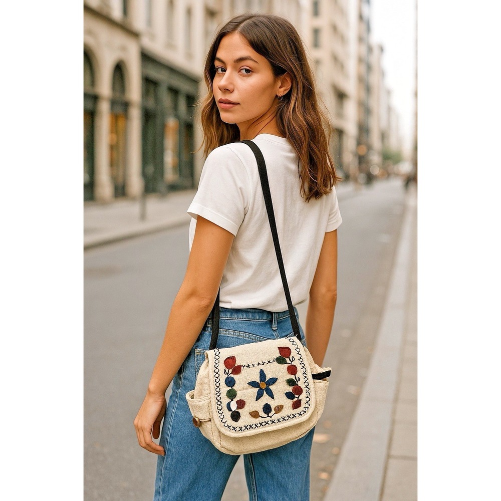 NWT Handmade Wool Crossbody Ivory Bag with Embroidered Floral  Boho Artisan